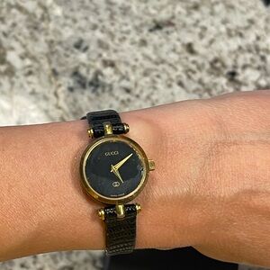 Ladies Gucci Watch Black Gold Runs Well 1980’s Black Lizard Band